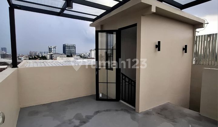 Rumah Cluster 3,5 Lantai Strategis Di Mampang Prapatan Jakarta Selatan 2