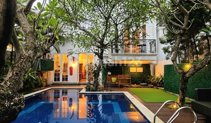 Dijual Rumah Mewah Dalam Komplek Elite Jalan 3 Mobil di Duren Sawit Jakarta Timur