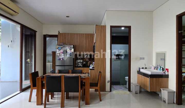 Dijual Rumah Second Dalam Komplek Akses Jalan Lebar di Cipinang Elok Jakarta Timur 2