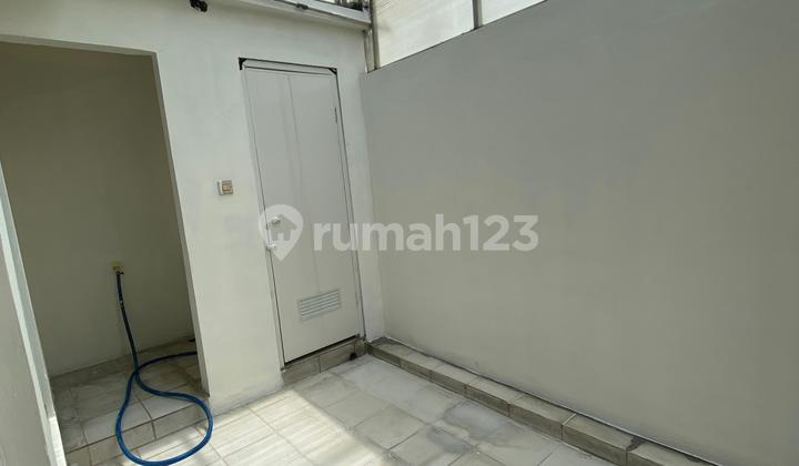 Dijual Rumah 2 Lantai Dalam Cluster di Pondok Kelapa Jakarta Timur. 2