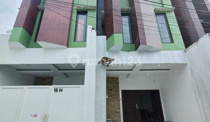 Dijual Rumah Baru Lokasi Strategis Siap Huni di Matraman Utan Kayu Jakarta Timur 2