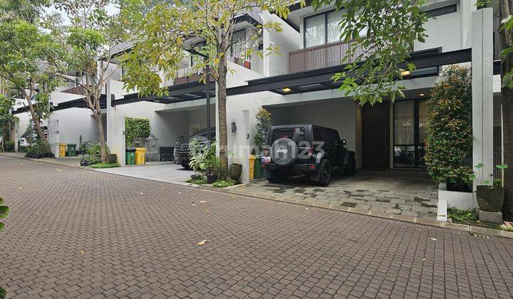 Rumah Modern Dalam Komplek Lingkungan Asri Serenia Hills Lebak Bulus  1