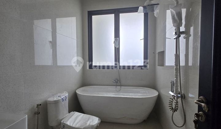 TURUN HARGA Rumah Baru American Classic with private pool Jagakarsa Jakarta Selatan 2