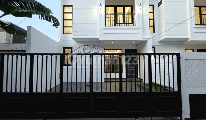 Dijual Rumah Baru Dalam Komplek Pondok Bambu Jakarta Timur