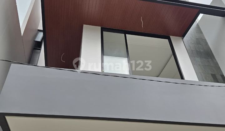 Jual Rumah Baru Design Modern Dalam Cluster di Jagakarsa Jakarta Selatan 2