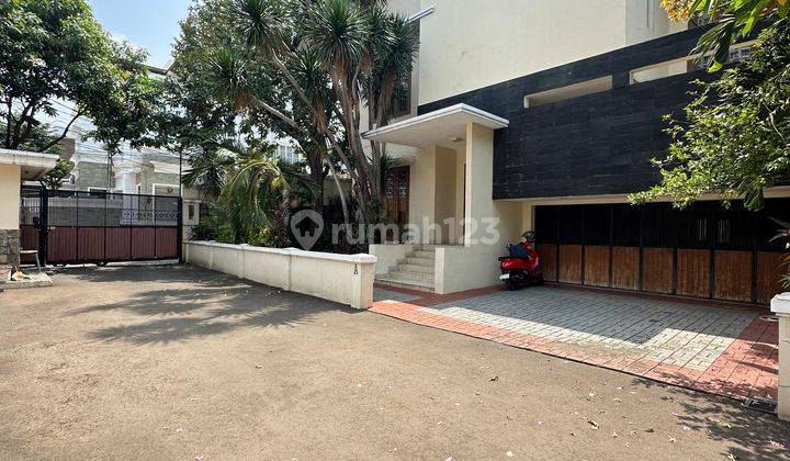 Dijual Rumah Second Backyard Luas Di Kemang Jakarta Selatan 1