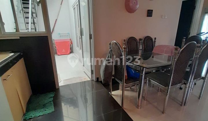 Turun Harga Dijual Rumah Second Dalam Komplek di Pondok Kelapa Jakarta Timur Turun Harga Dijual Rumah Second Dalam Komplek di Pondok Kelapa Jakarta Timur