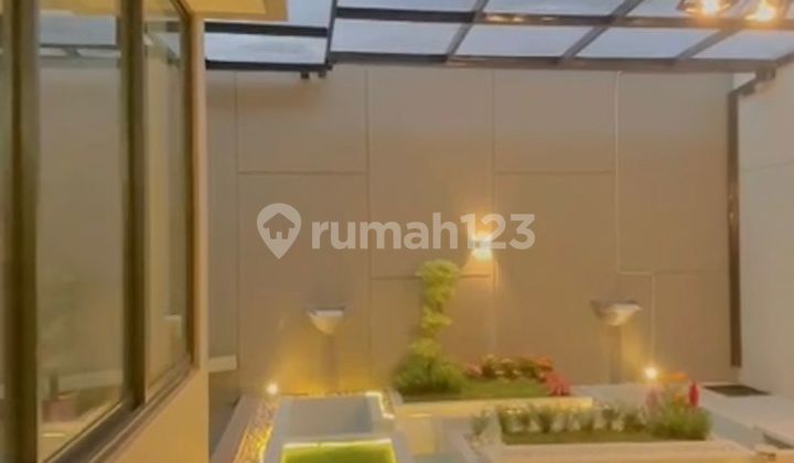 Dijual Rumah 2 Lantai Modern Minimalis Bagus dan Mewah di Kota Wisata Cibubur. 2