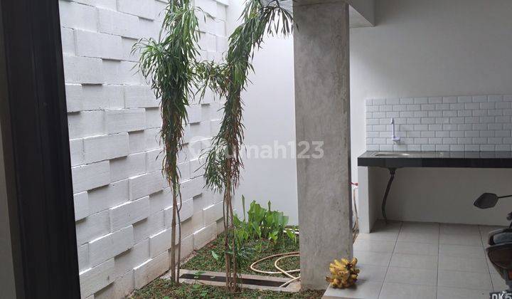 Rumah Anti Virus Strategis di komplek bebas Banjir di Jatiasih