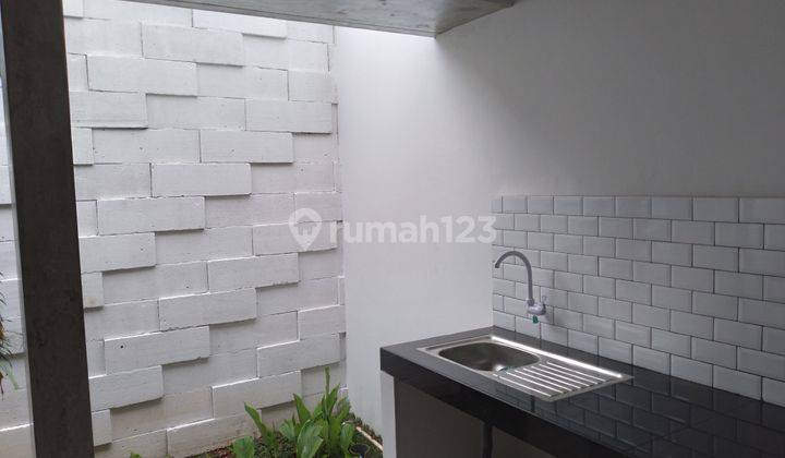 Rumah Anti Virus Strategis di komplek bebas Banjir di Jatiasih