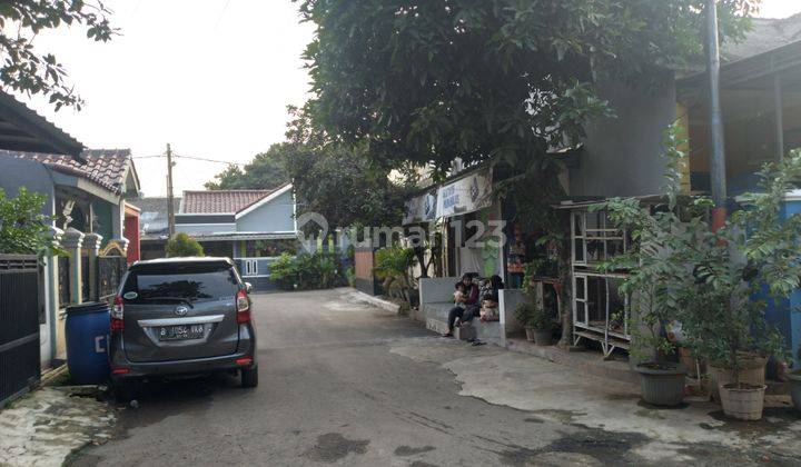 Rumah Toko posisi Huk Strategis di Komplek Danamon  5
