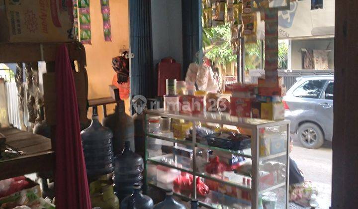 Rumah Toko posisi Huk Strategis di Komplek Danamon  11