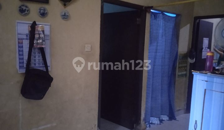 kamar tidur rumah 2 lantai di graha