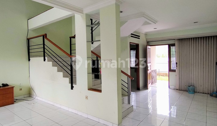 Babakan Jeruk. House for rent, Pasteur wing, North Bandung.