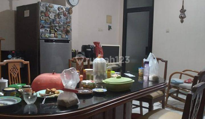 Ruko di pusat kota bandung . Dewi sartika 5