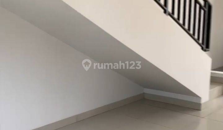 Amanda. Rumah Baru Dijual Sumarecon Gedebage Bandung 1