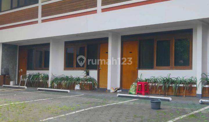 Setiabudi. Bangunan ex hotel disewa mainroad bandung utara 1