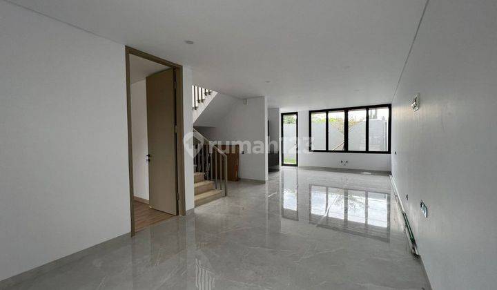 Rumah 2 Lantai Baru Unfurnished Shm Di Babakan Jeruk, Bandung 1