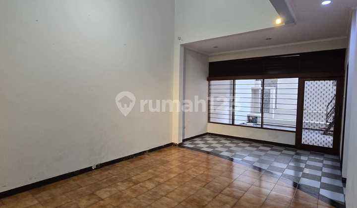 House for Sale and Rent in Setraduta Complex, North Bandung 32 2