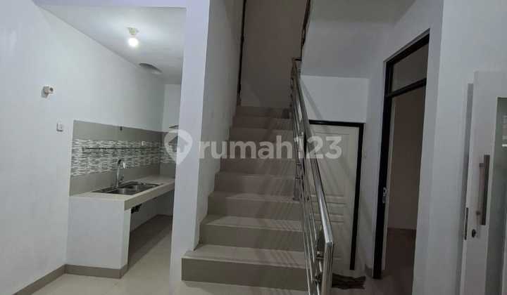 Setra Regency. Newly Renovated House for Sale, Setraduta Wing, Plban, North Bandung 37 2