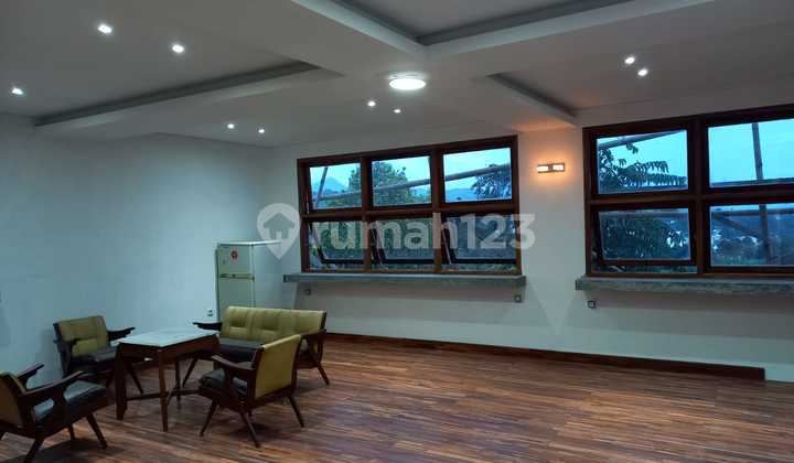 Nice Well-Maintained House for Sale in Sayap Setiabudi, Bandung 88 2