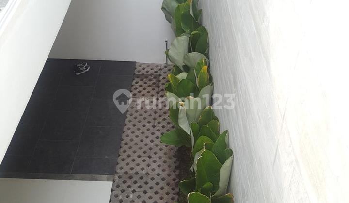 House and Business Premises for Sale, Nice 2-Story in Cijagra Buah Batu 2