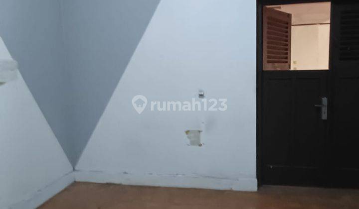 Rumah Disewa 1 Lantai di Area Sayap Dago , Bandung 2