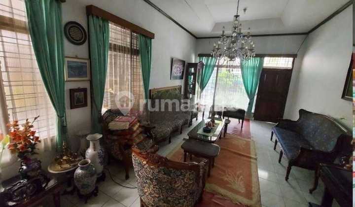 Rumah Dijual Luas 2 Lantai di Sayap Buah Batu, Bandung 51 Rumah Dijual Luas 2 Lantai di Sayap Buah Batu, Bandung 51