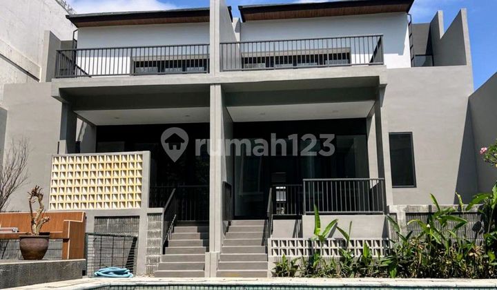 Lavida. Rumah Baru Dijual Komplek Setraduta Bandung Utara 2