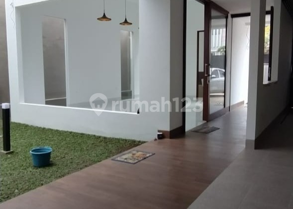 New House for Sale in Setiabudi Regency, View of Bandung City New House for Sale in Setiabudi Regency, View of Bandung City