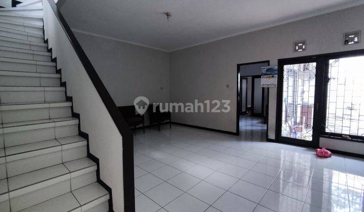 Dijual Rumah Bagus 3 Bedroom Lokasi Tenang di Kerobokan Kelod 10