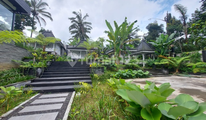 TURUN HARGA Dijual Villa Joglo Bangunan Baru Halaman Luas di Payangan-Ubud, Gianyar