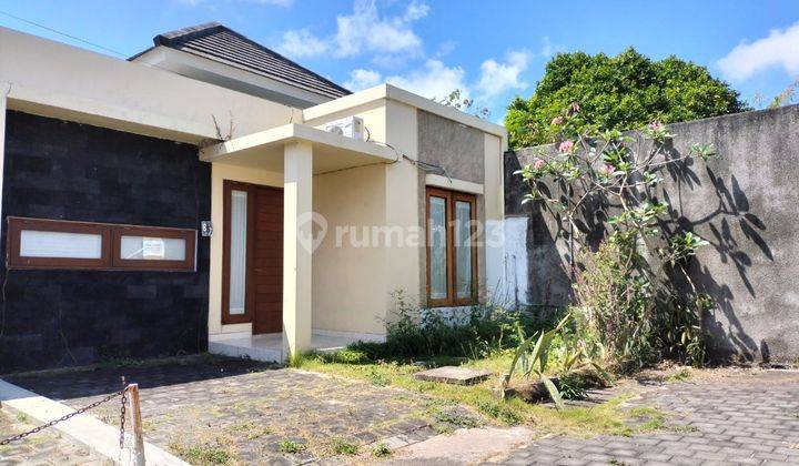 Minimalist house for sale in Hill Residence Ungasan. 1