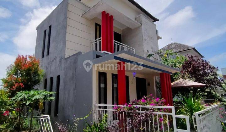 Semi Furnished 2 Floor Design Villa for sale in Ungasan 1