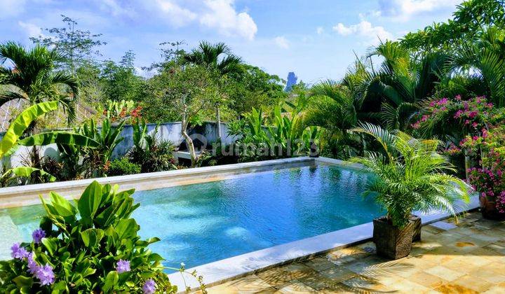 1 Floor Villa for Rent with Swimming Pool in Ungasan. 1