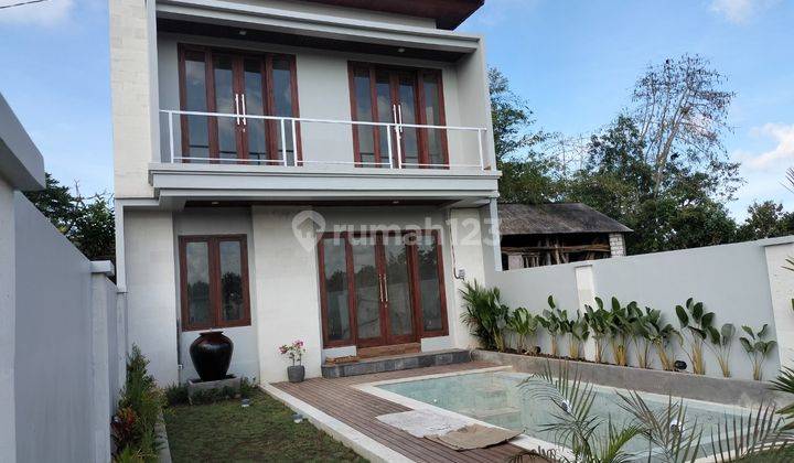  Dijual Villa Modern Baru 2 Lantai Dengan Kolam Renang di Ungasan. 1