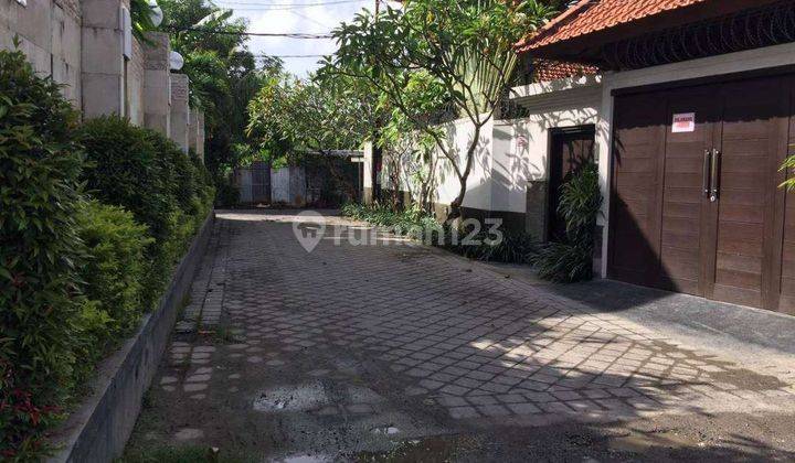 Villa for sale and rent, located close to KFC and McD in Jimbaran 2