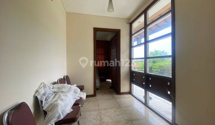 Dijual Villa Lokasi Premium Fully Furnished di Legian, Kuta 2