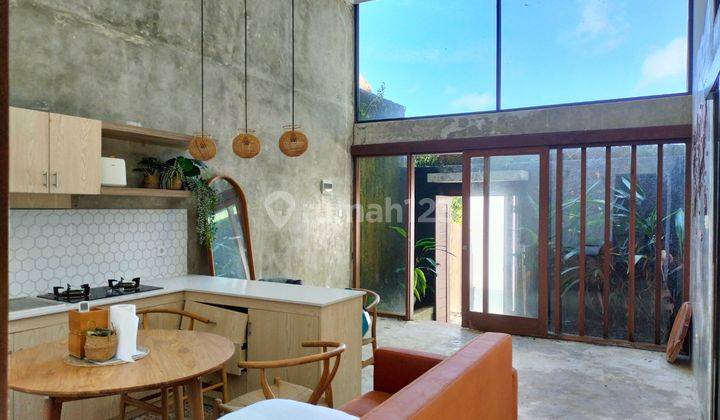 Dijual Rumah Lokasi Strategis Fully Furnished di Kampial 1