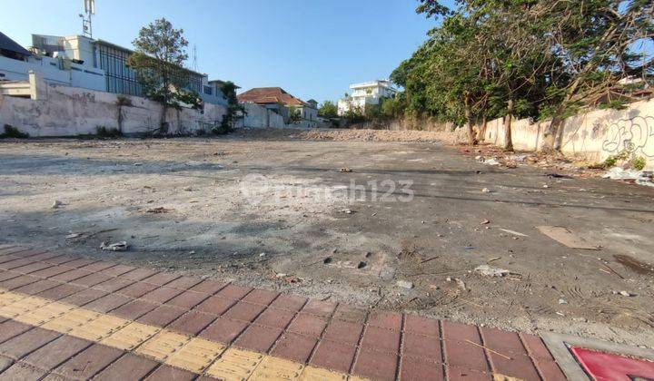 Land for sale in a strategic location on Jalan Bypass Ngurah Rai Nusa Dua 1