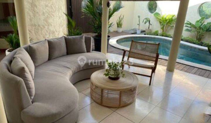 Dijual Villa 2 Lantai Fully Furnished Ada Kolam Renang di Canggu 1