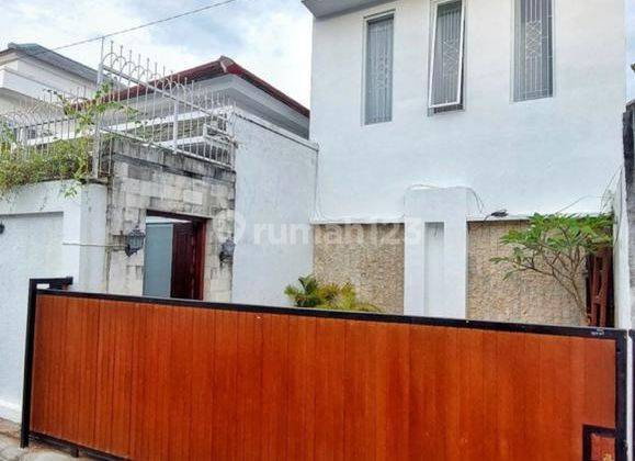 Dijual Villa Modern 2 Lantai Fully Furnished di Ungasan 1