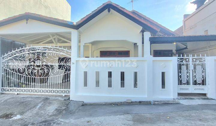 House for sale in strategic location in Jimbaran. 1