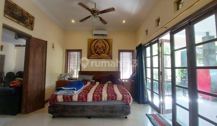 Modern Villa For Sale With A Tropical And Shady Feel In Jimbaran 2