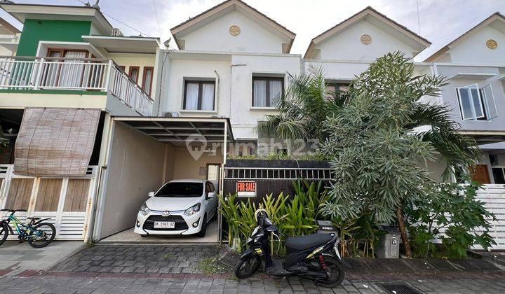 Minimalist house for sale in Taman Griya, Jimbaran 1