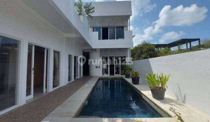 Buc Turun Harga Modern Villa For Sale 4 Floors Freehold In De Green Hills Of Ungasan With Partial Ocean View.  1