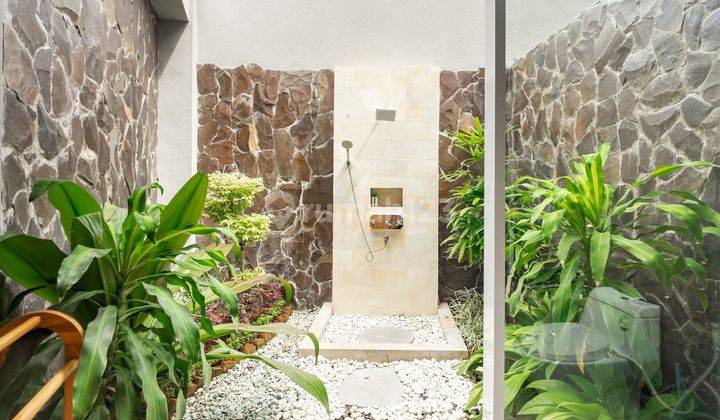 Disewakan Bulanan Villa Modern Lokasi Tenang di Kampial 2
