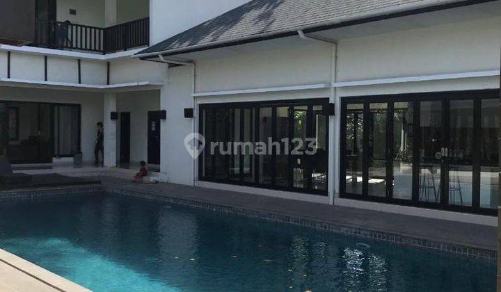 Modern villa for rent with land area of 12 acres in Umalas. 1