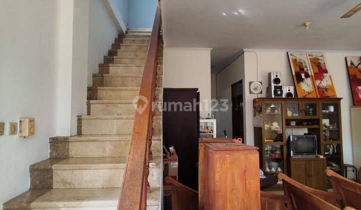 2-storey house for sale in strategic location in Jimbaran. 2