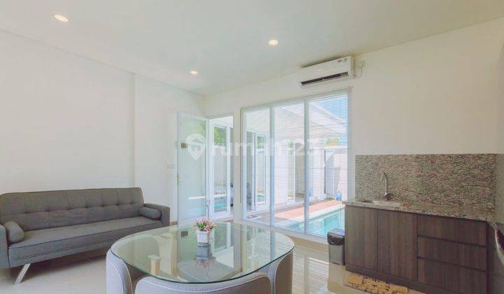 For rent 1 Floor Modern Villa in Uluwatu One Gate System. 2